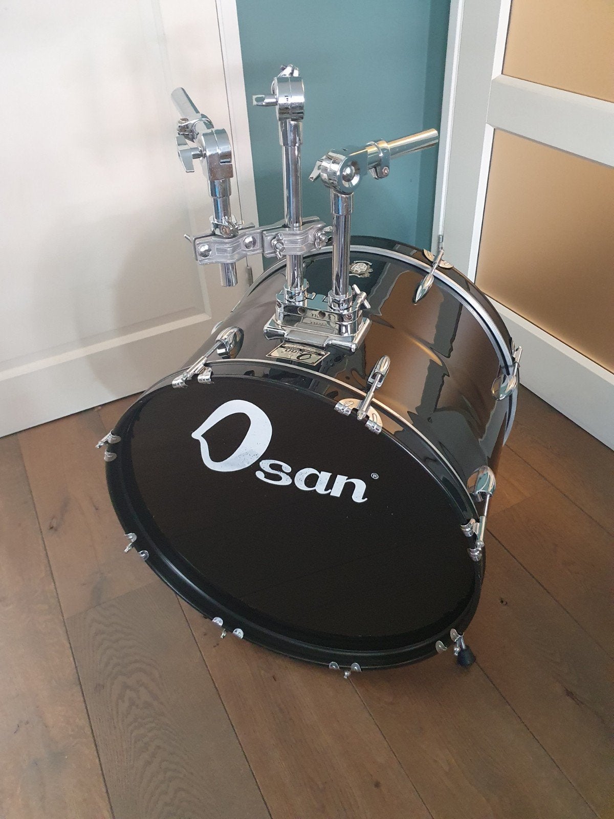 Osan Bassdrum met zgan Pearl Protone vel en tom houders, Ophalen of Verzenden, Zo goed als nieuw