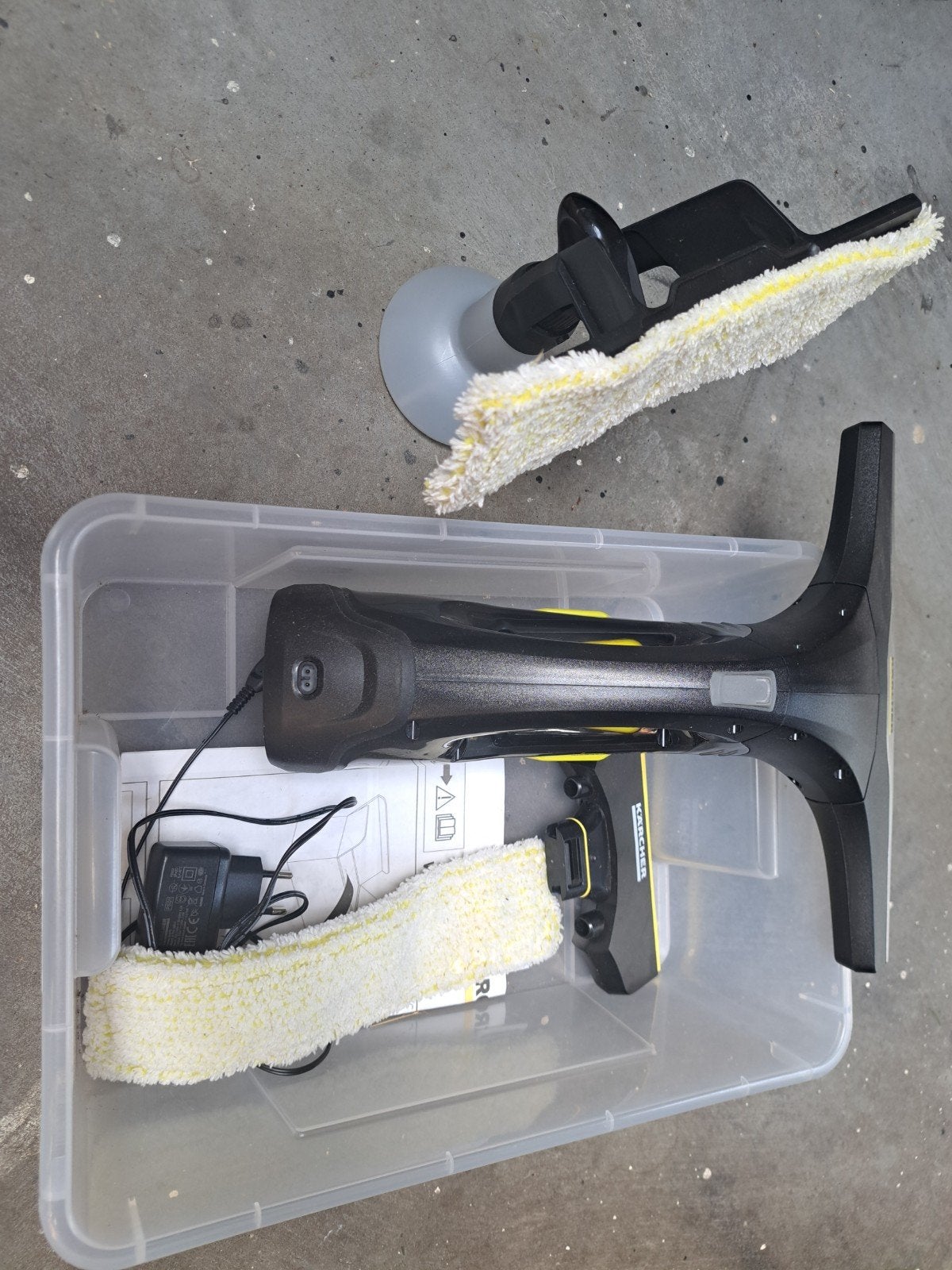 Kärcher Raamwisser WV 2 Plus N - Schoon en Streeploos, Ophalen of Verzenden, Raamwisser of Trekker