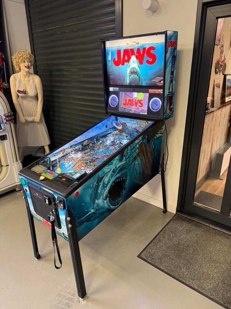 Prachtige flipperkast Stern Jaws Pinball Shaker Art Blades, Verzamelen, Automaten | Flipperkasten, Ophalen, Stern, Zo goed als nieuw