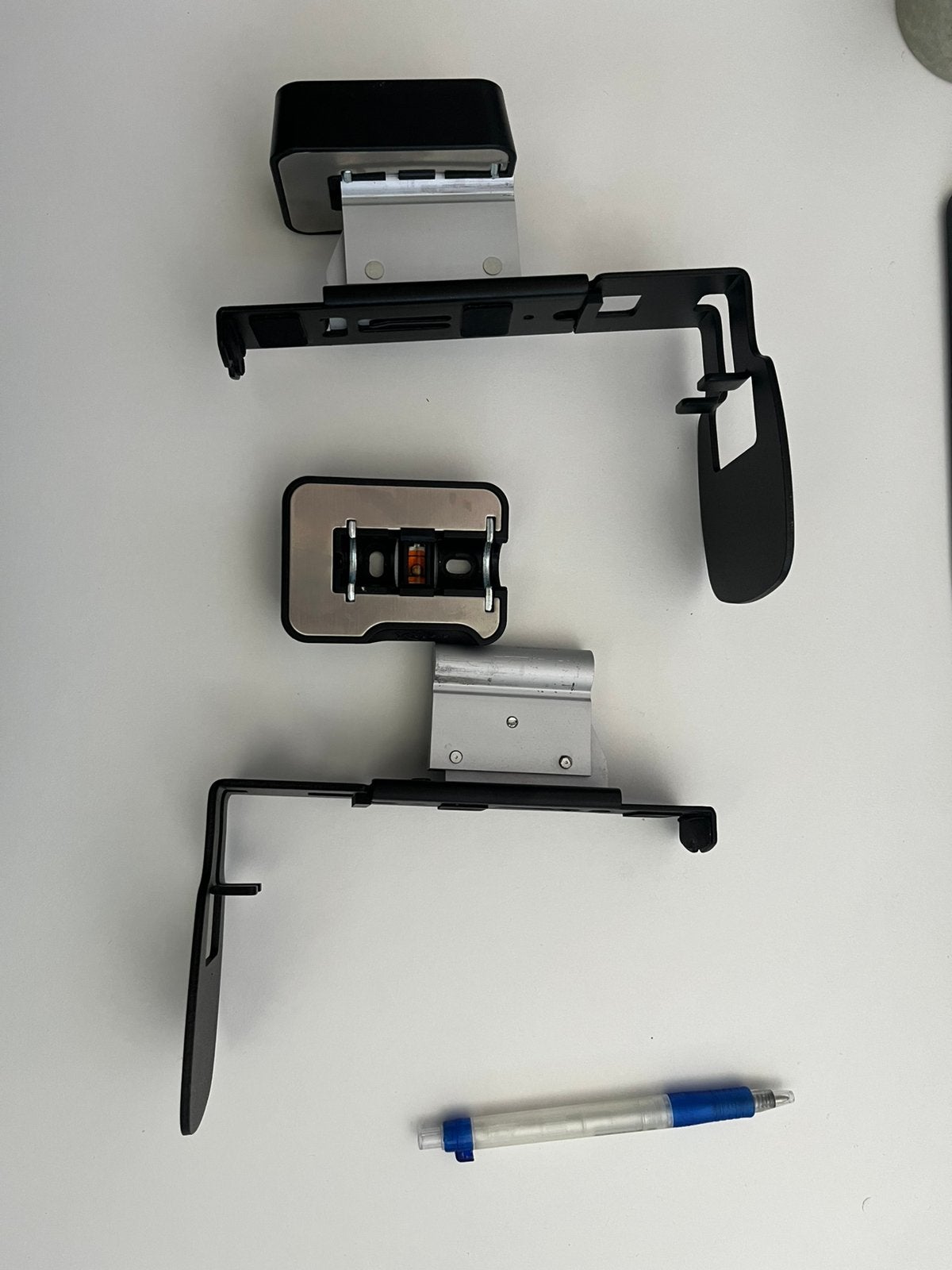 2x Vogels muurbeugel Sonos One en Play 1 beugels 4201, Ophalen, Gebruikt
