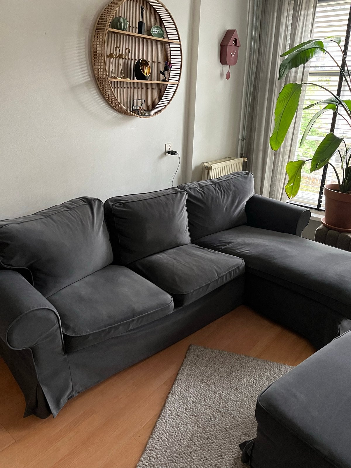 IKEA Ektorp bank met 1 jaar oude grijs fluwelen hoes, Huis en Inrichting, Banken | Bankstellen, Ophalen, Gebruikt, Hoekbank, Driepersoons