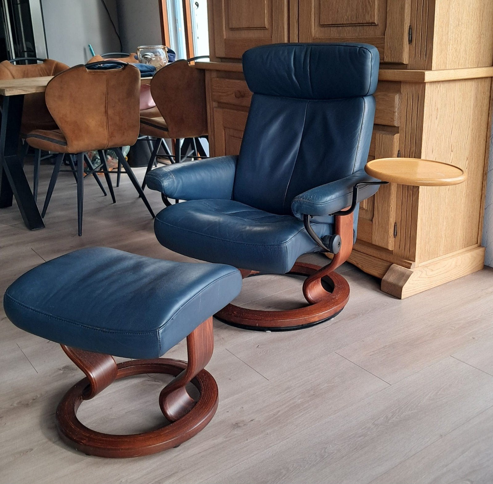 Stressless fautteuil met voetenbank, Ophalen, Gebruikt, 50 tot 75 cm, Leer