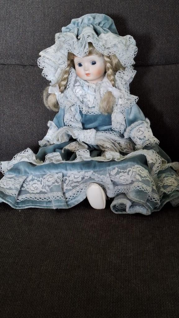 Pop vintage porseleinen nieuwstaat, Ophalen, Zo goed als nieuw, Pop
