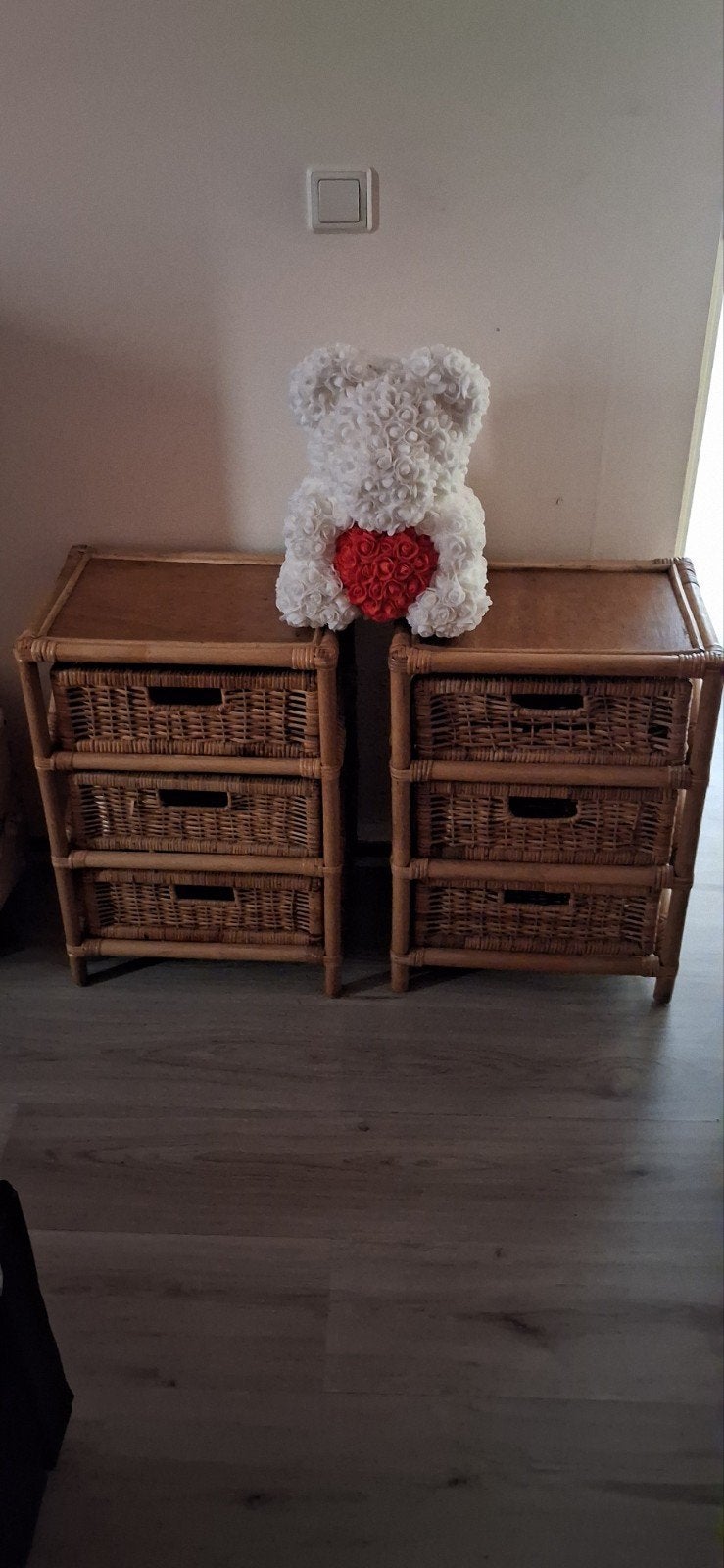 2 nachtkastjes rotan, Ophalen, Gebruikt, Hout, Minder dan 45 cm