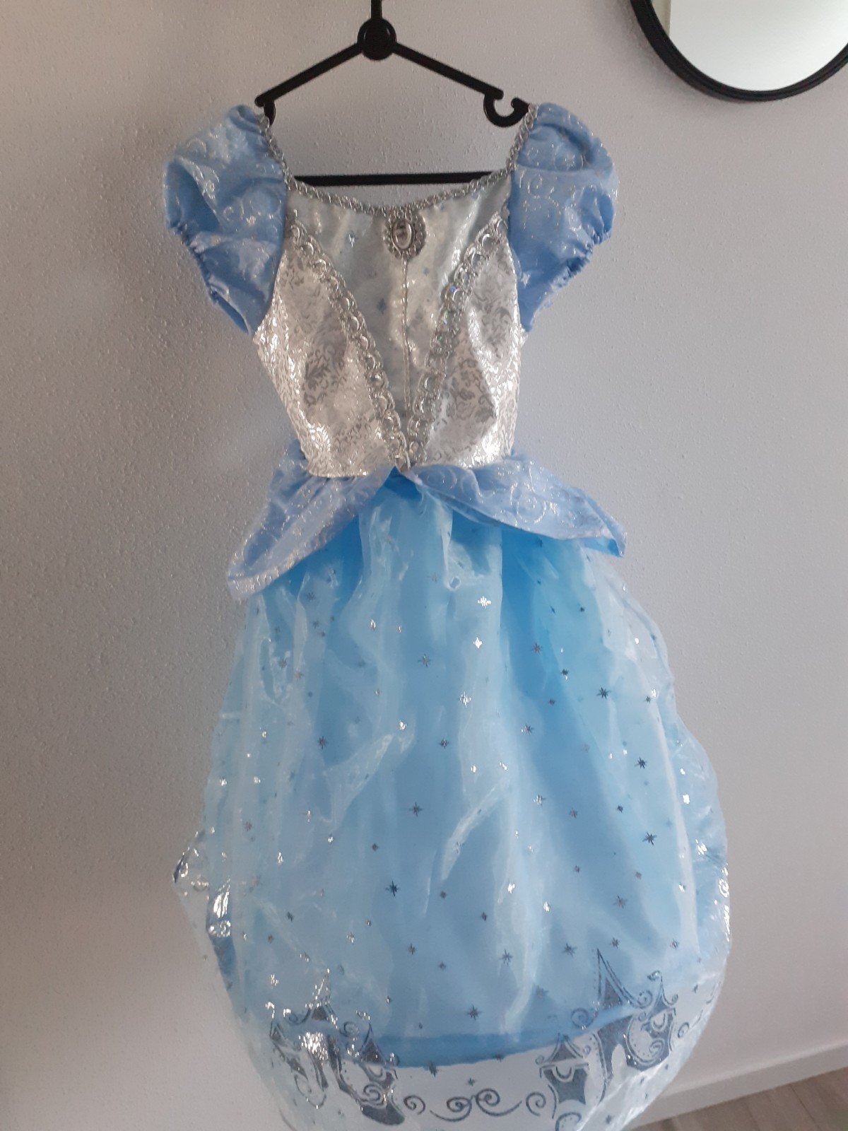 Princessenjurk Assepoester maat 116 met hoepel, Kinderen en Baby's, Carnavalskleding en Verkleedspullen, Ophalen, Zo goed als nieuw