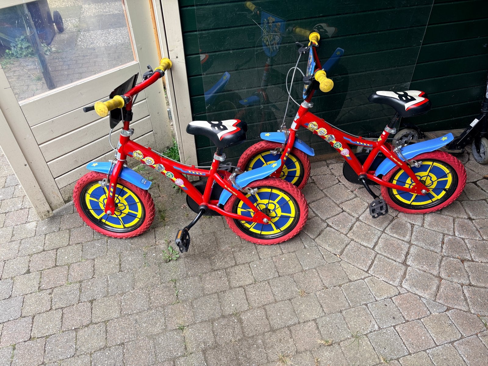 Paw Patrol Kinderfiets 14 inch - Perfect voor Avonturiers!, Fietsen en Brommers, Fietsen | Kinderfietsjes, Ophalen, Zijwieltjes
