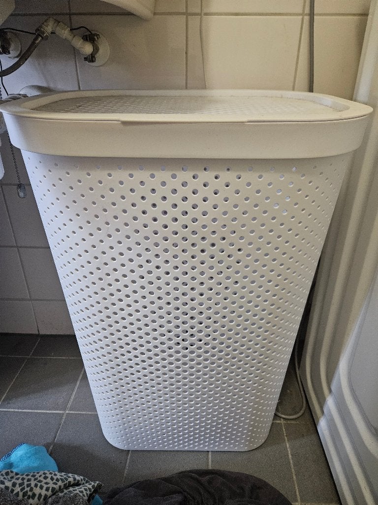€10, 2 wasmanden Curver, Ophalen, Zo goed als nieuw, Wit