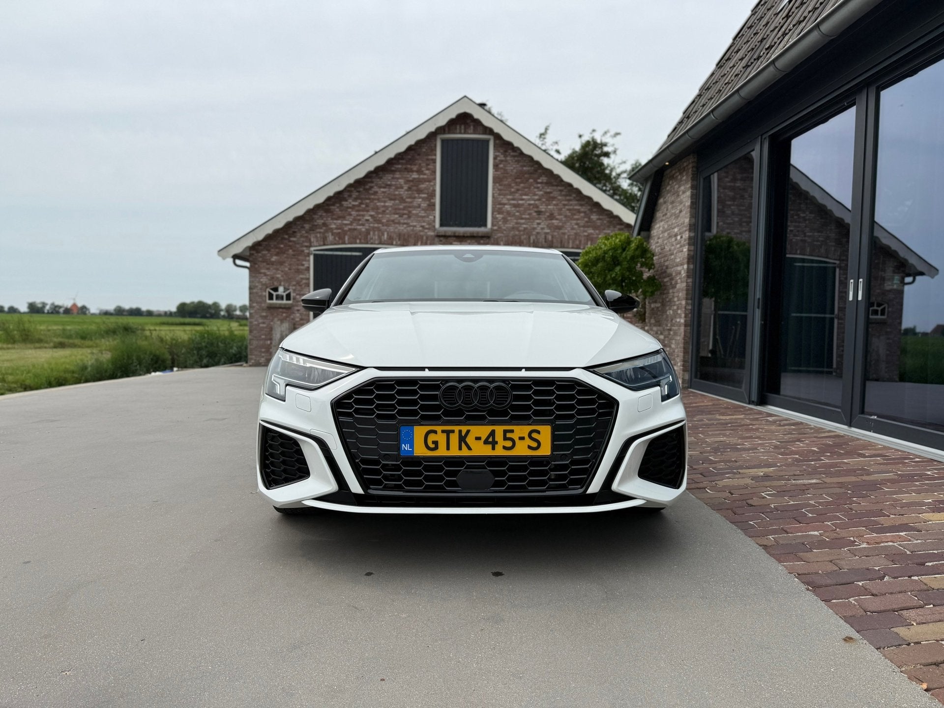 Foto 16 van Audi A3 Sportback 40 TFSI hybride S-line