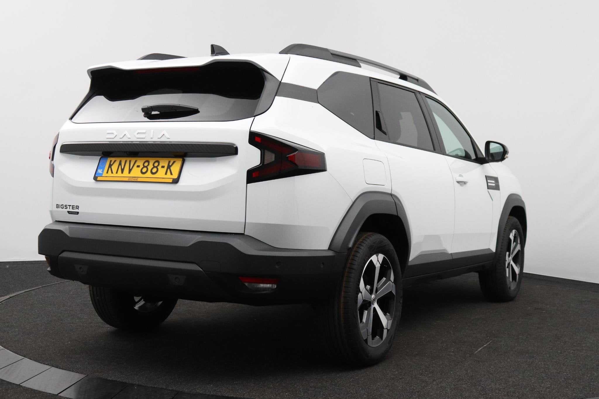 Dacia Bigster 1.8 Hybrid 155 Journey | Nieuw | Pack Winter |, Auto's, Stof, Met garantie (alle), Origineel Nederlands, Bedrijf