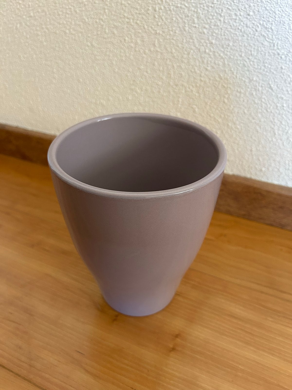 Aardewerk bloempot 16cm hoog, 13cm diameter, Ophalen, Rond, Zo goed als nieuw, Binnen