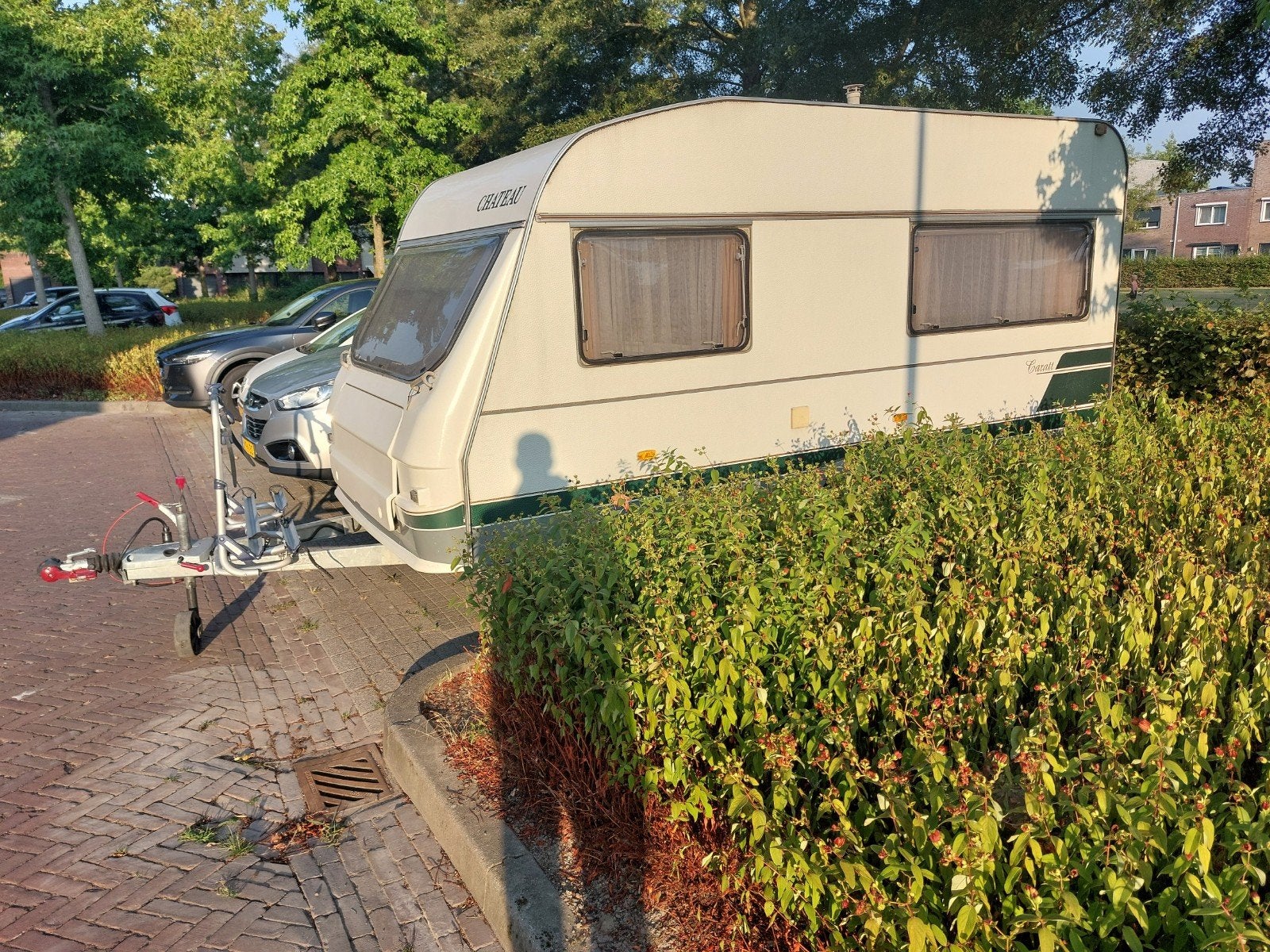 Te koop Chateau Caratt 390 met voortent en fietsenrek, Chateau, Rondzit, 750 - 1000 kg, Particulier