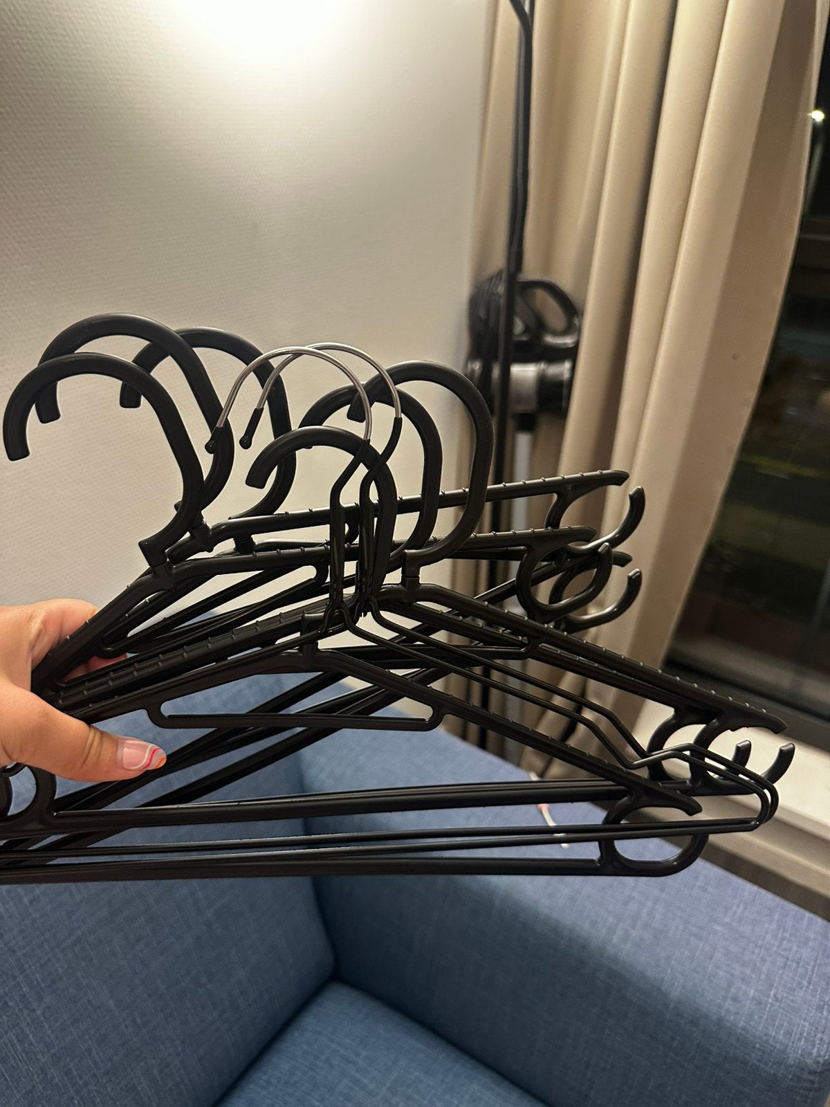 Set of 25 Clothes Hangers, Kleding | Dames, Kledinghangers, Ophalen, Zo goed als nieuw, Hout