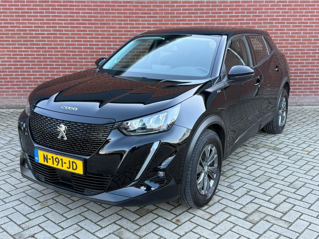 Peugeot 2008 1.2 PureTech / Nap / Airco / Cruise control / T, Voorwielaandrijving, Gebruikt, Euro 6, 1199 cc