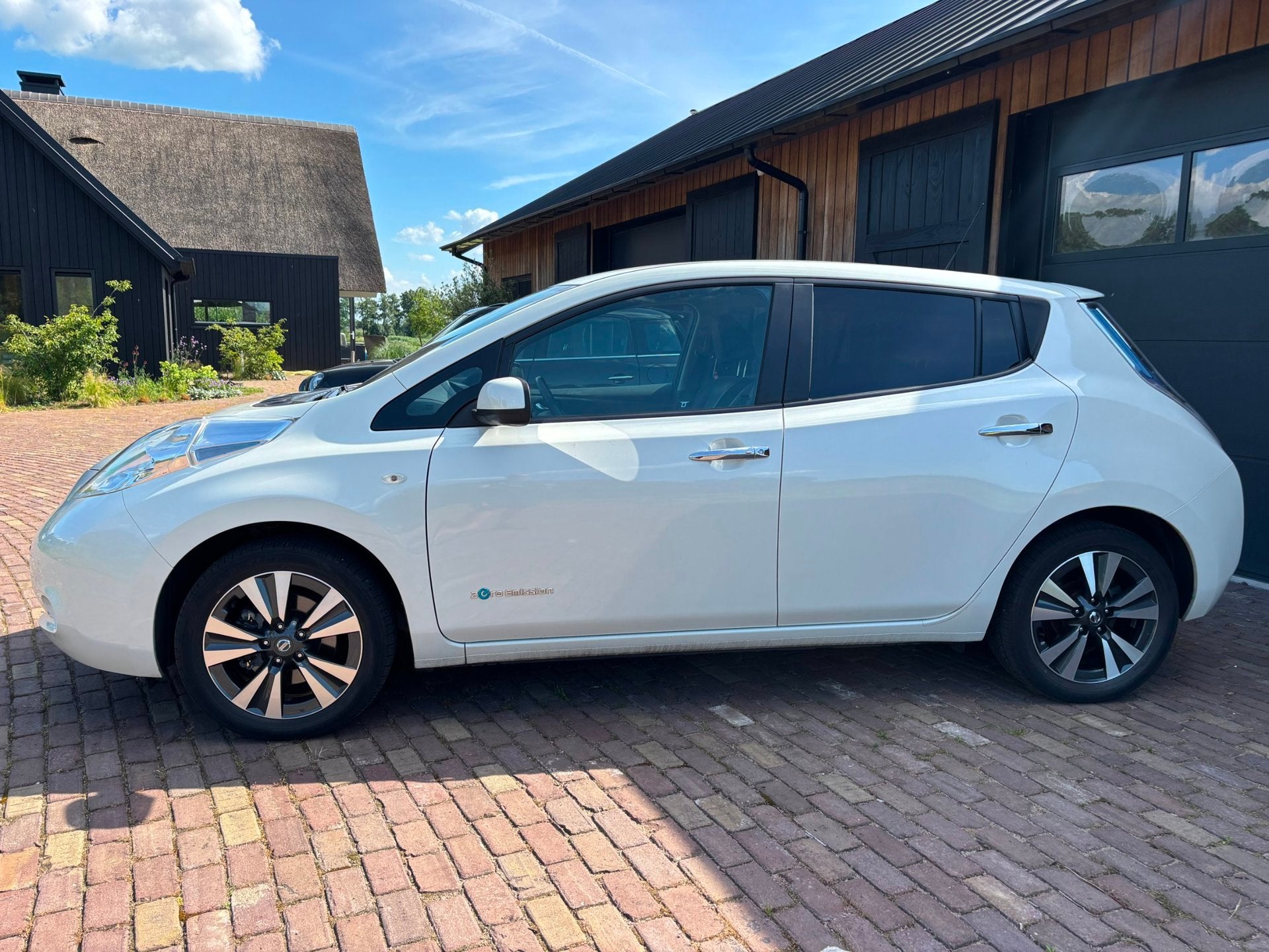 Nissan LEAF Tekna 30 kWh ,SOH WAARDE VAN 93%., Auto's, Nissan, Gebruikt, Wit, Leaf, 57 €/maand