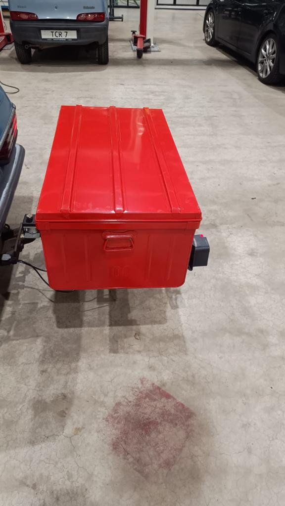 Mooie kantelbare trekhaakkoffer, towbox, bagagerek, Ophalen, Gebruikt