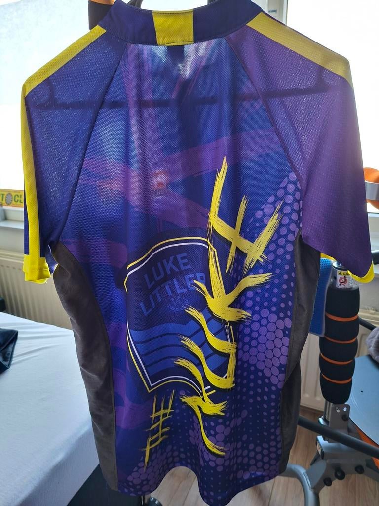 Luke Littler dartshirt maat S maar valt stuk ruimer, Ophalen of Verzenden, Zo goed als nieuw, Overige typen