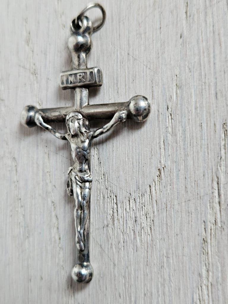 Zilveren Kruisje, Ophalen of Verzenden, Gebruikt, Sieraad, Christendom | Katholiek