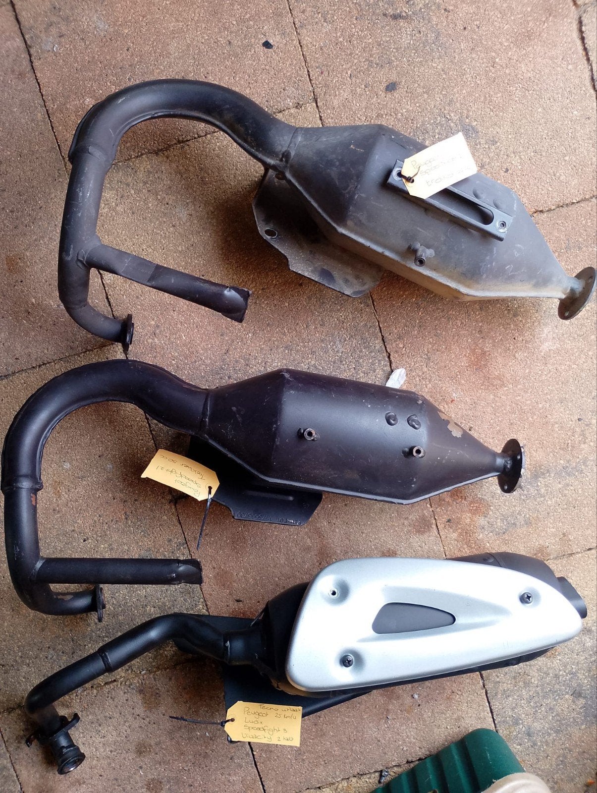 nieuwe Peugeot uitlaten, Ophalen, Nieuw, Uitlaat, Peugeot