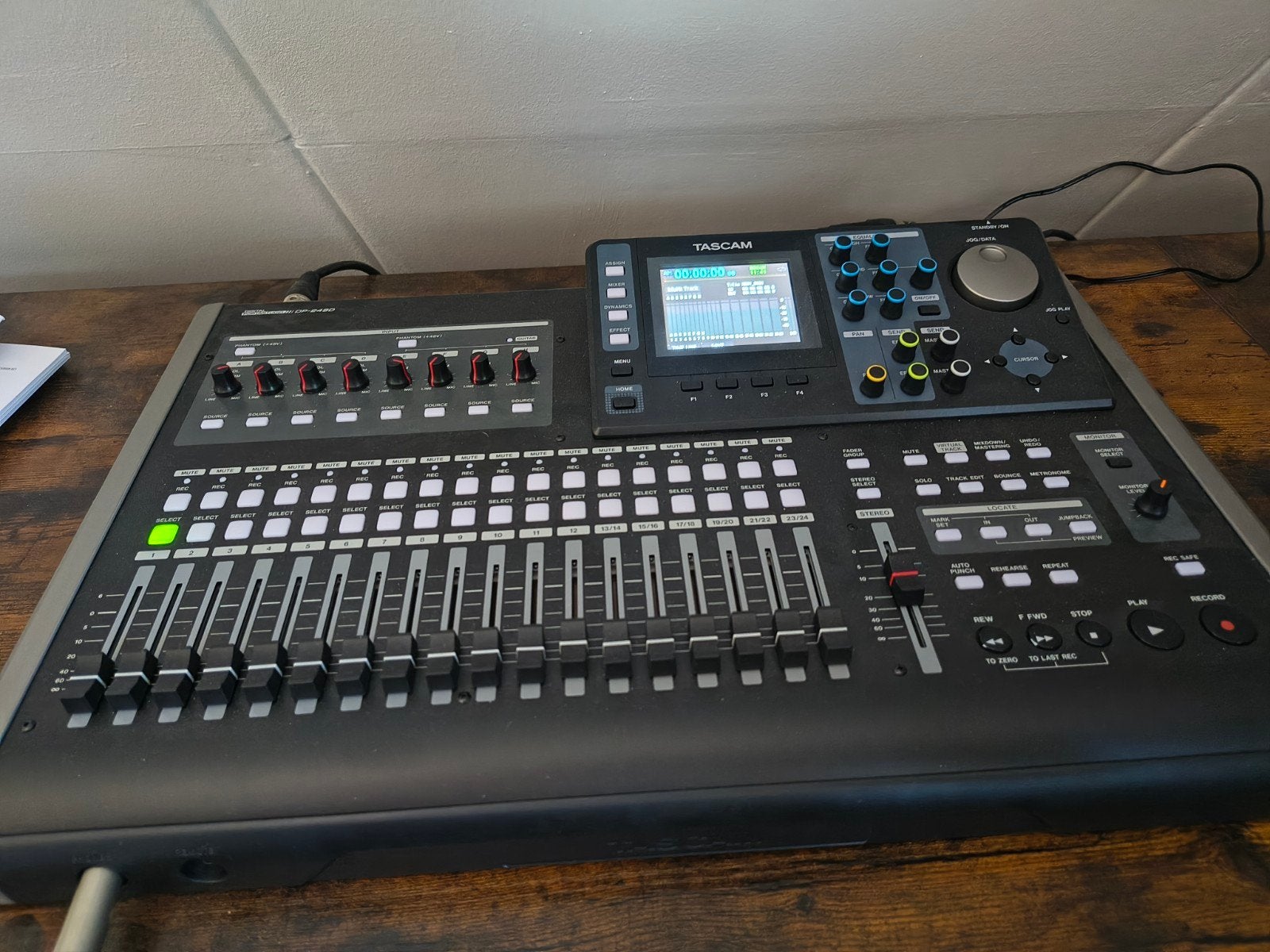 Tascam opnamestudio DP-24sd Nieuw!!, Muziek en Instrumenten, Ophalen of Verzenden, Nieuw, 20 kanalen of meer, Microfooningang