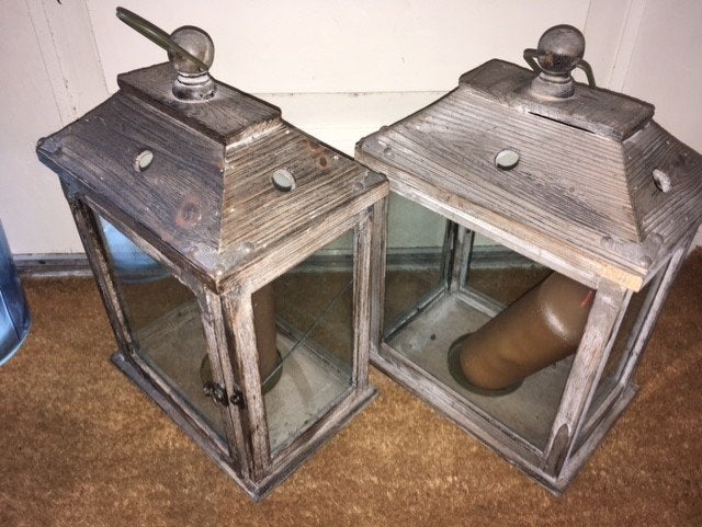 Windlicht , 2 stuks , nieuw . hoogte 38 cm , samen te koop, Windlicht, Bruin, Ophalen of Verzenden, Zo goed als nieuw