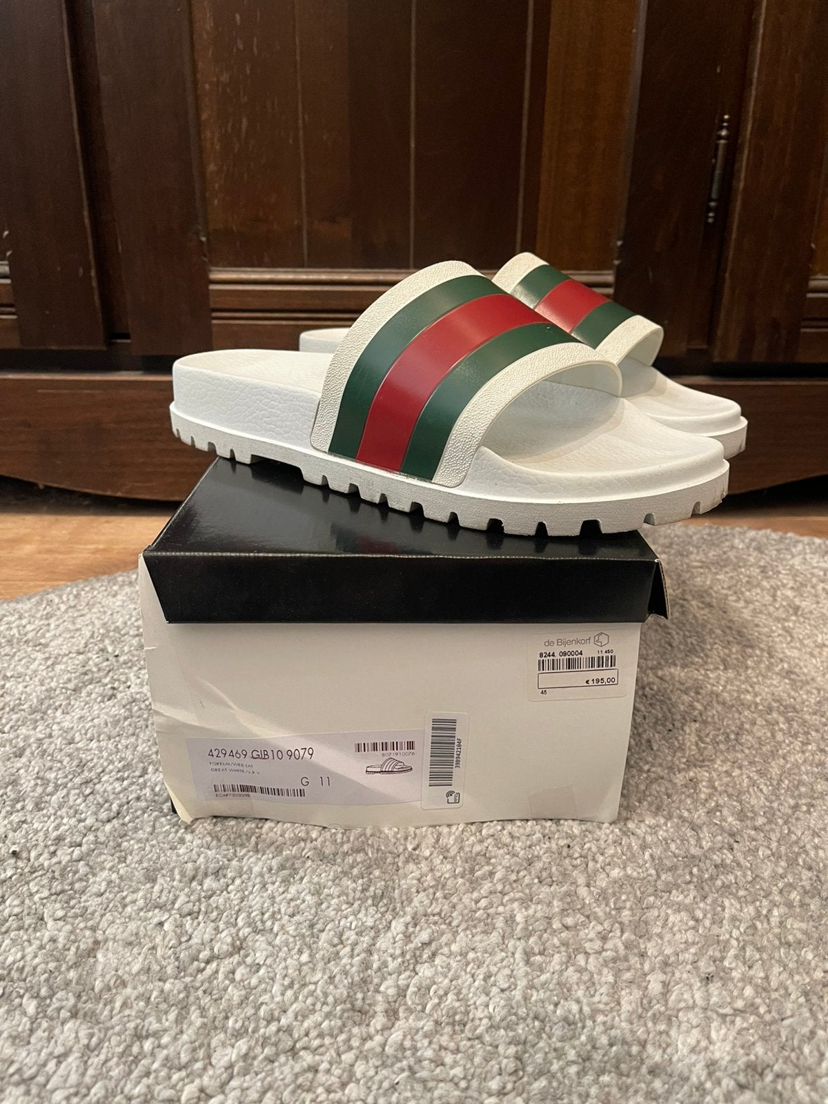 Gucci web slide slippers mt45, Ophalen, Zo goed als nieuw, Wit