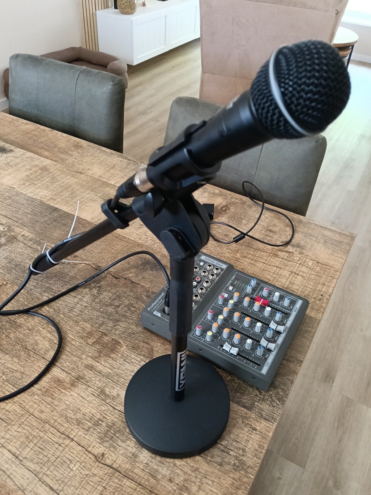 Microfoon met mengpaneel – Complete set voor podcast, zang e, Ophalen of Verzenden, Audio