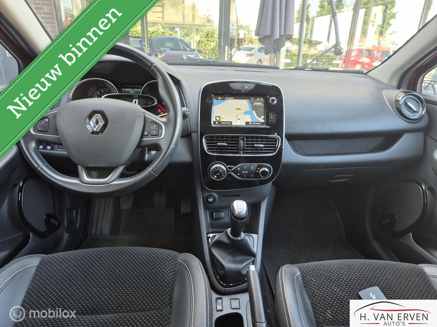Renault Clio Estate Intens 53000KM NAP! DEALERONDERHOUDEN, Voorwielaandrijving, 898 cc, Euro 6, 1098 kg