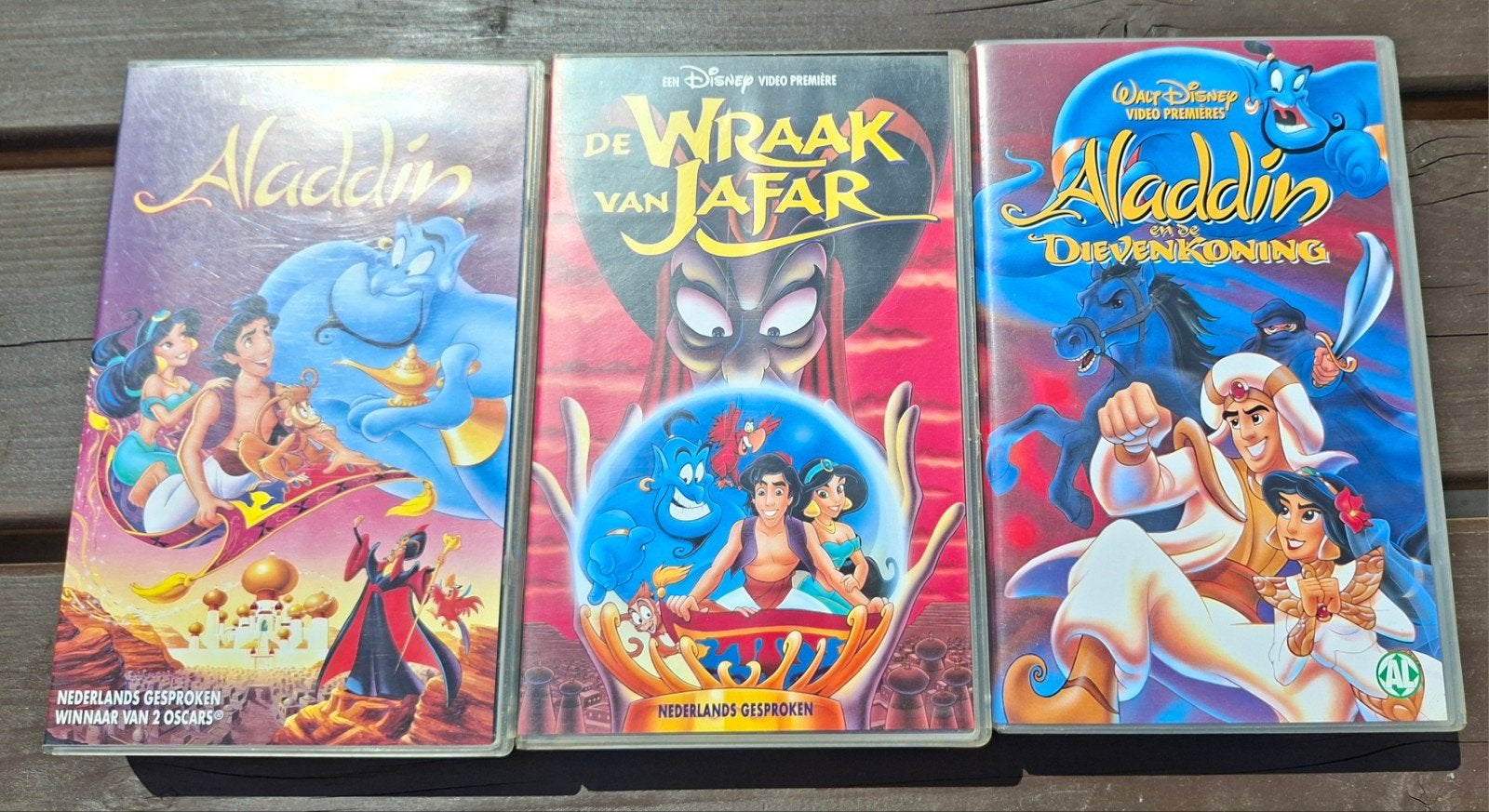 Aladdin VHS Collectie: 3 VHS, Gebruikt, Verzamelbox, Verzenden, Alle leeftijden