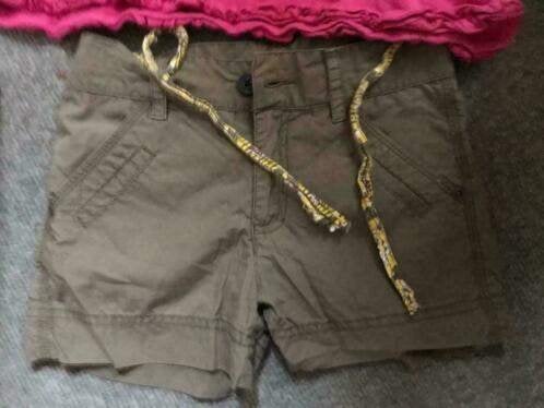 korte broek groen in maat 110, Ophalen, Gebruikt, Meisje, Broek