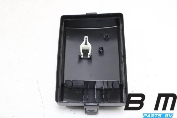 Deksel zekeringkast motorruimte VW Passat B8 Var. 5Q0937132B, Gebruikt