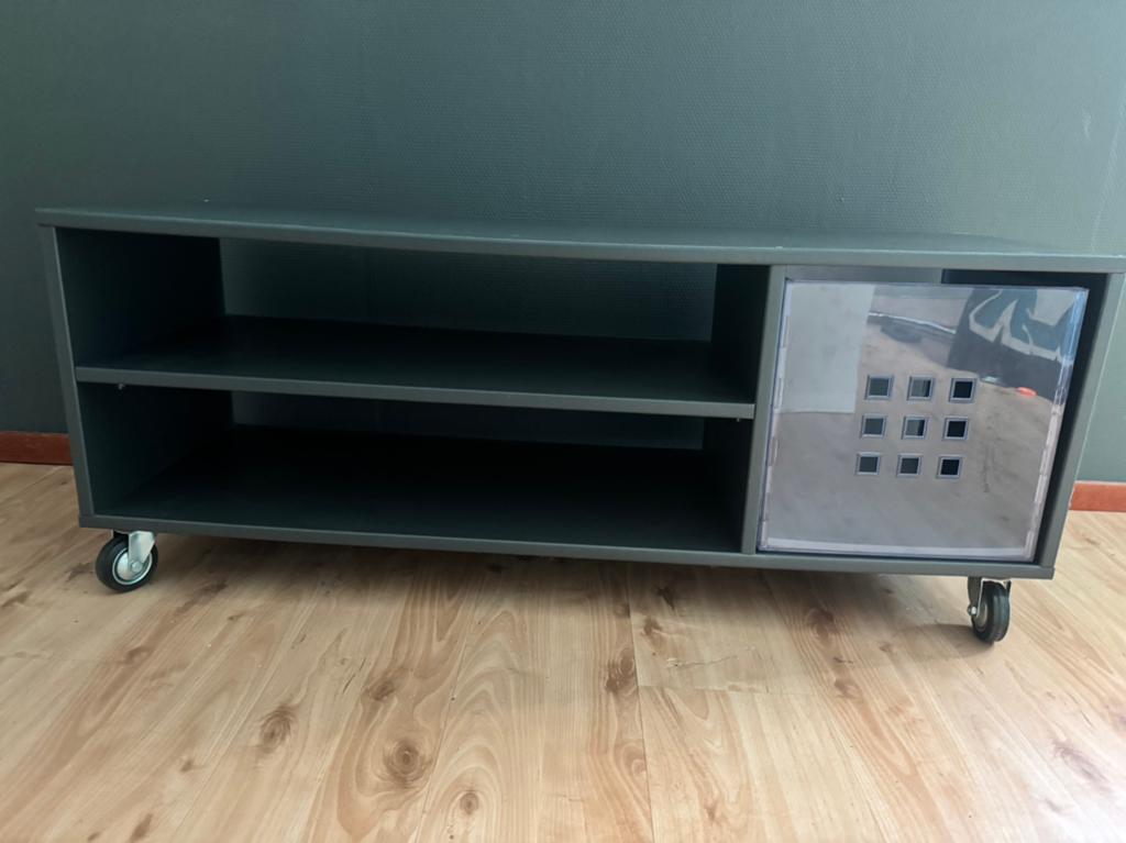 Te koop Ikea dressoir, Ophalen of Verzenden, Zo goed als nieuw, 25 tot 50 cm, Minder dan 100 cm