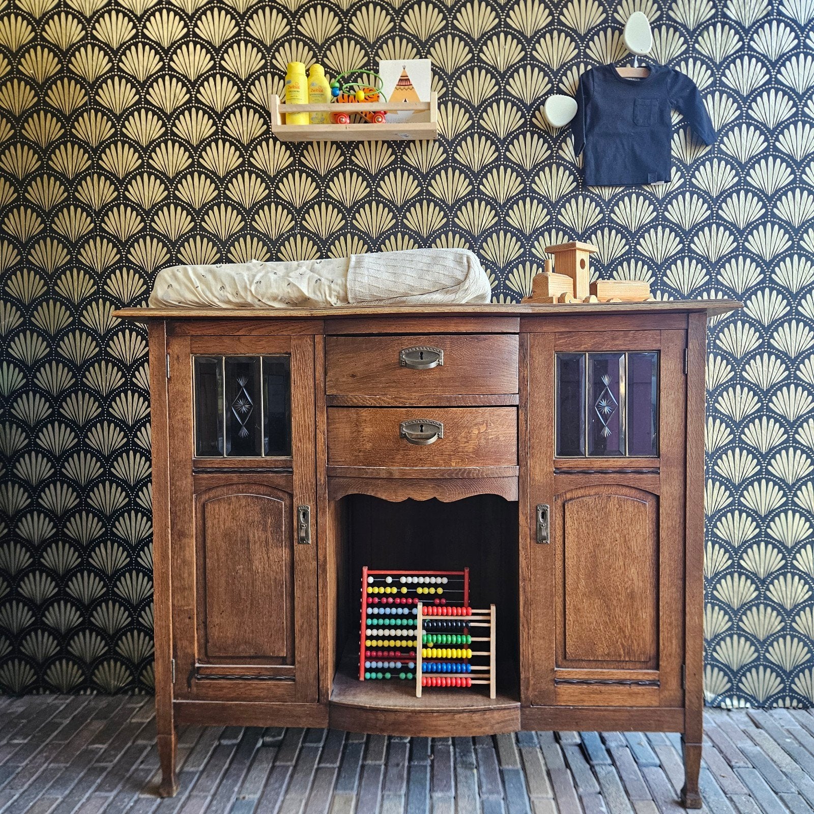prachtig eikenhouten dressoir/commode met glas in lood, Ophalen, Minder dan 75 cm, 105 cm of meer, Zo goed als nieuw