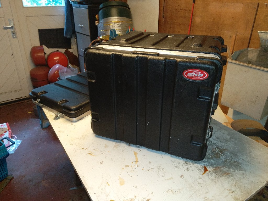 SKB 19 inch 8U flight case, Ophalen, Gebruikt, Overige instrumenten, Flightcase