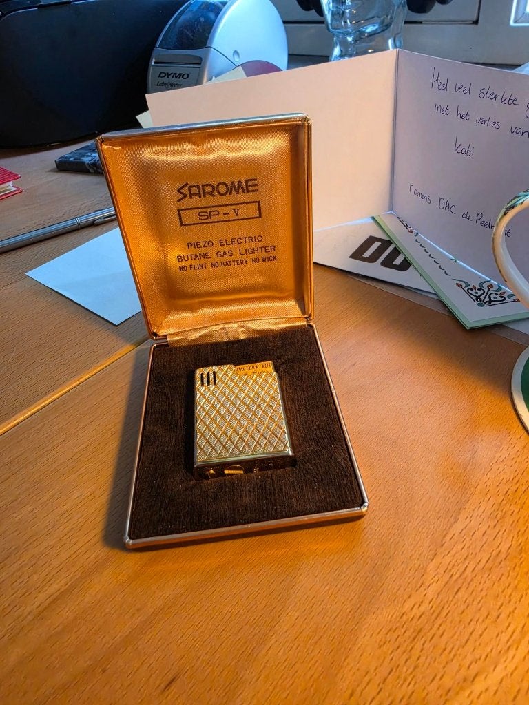 Zeldzame Sarome SP-V vintage aansteker – NOS origineel 1980, Ophalen of Verzenden, Zo goed als nieuw, Aansteker