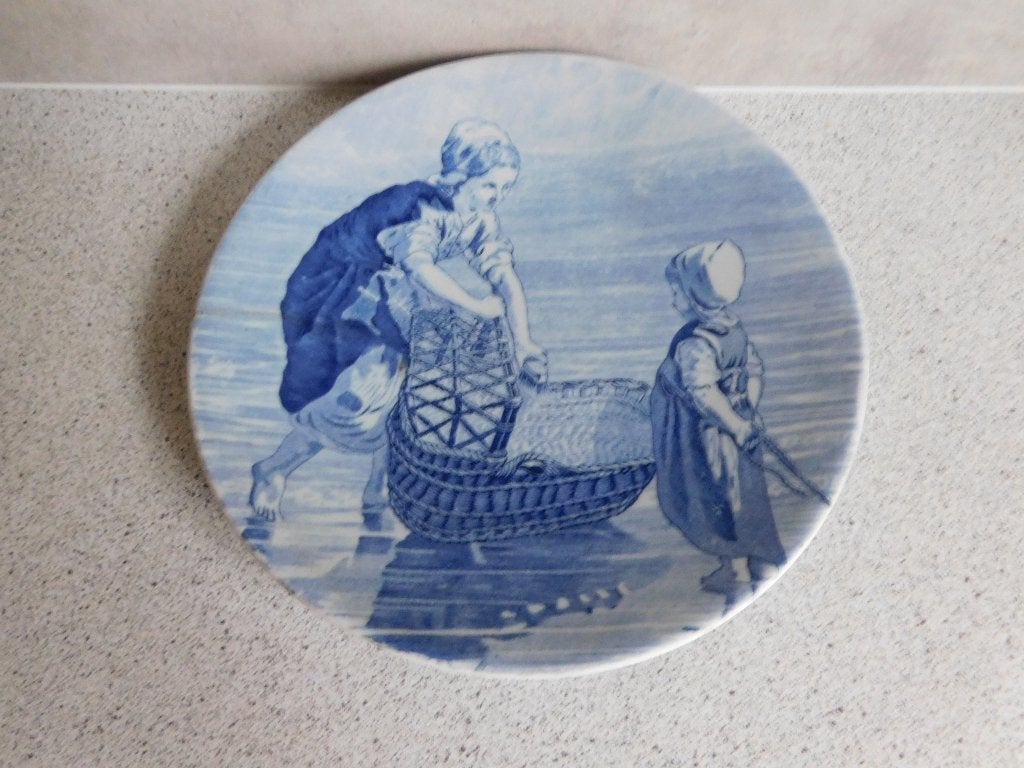 Wandbord 23 cm. Blauw Moeder en Kind Krib 9 lm Jozef Israels, Antiek en Kunst, Antiek | Wandborden en Tegels, Ophalen of Verzenden