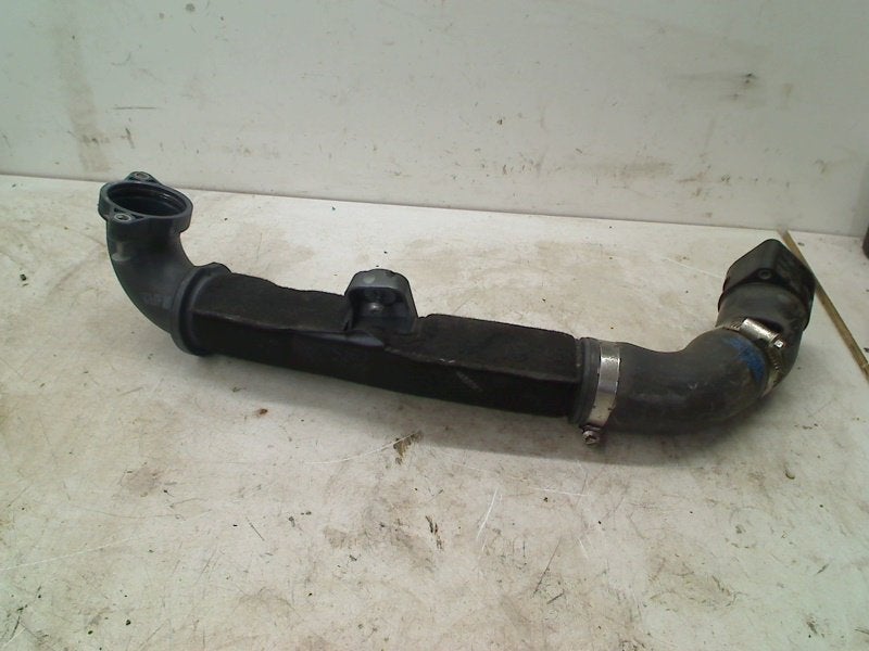 Intercooler Pijp Volkswagen Golf VII (AUA) 2015 04L131111T, Gebruikt, Volkswagen, Volkswagen AG, Kundenbetreuung@volkswagen.de