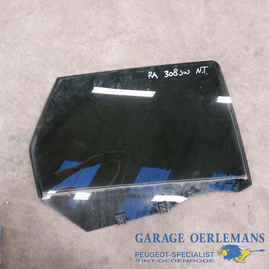 ruit rechts achter peugeot 308 sw T9 43R006723, Gebruikt, -, -, ARN erkend