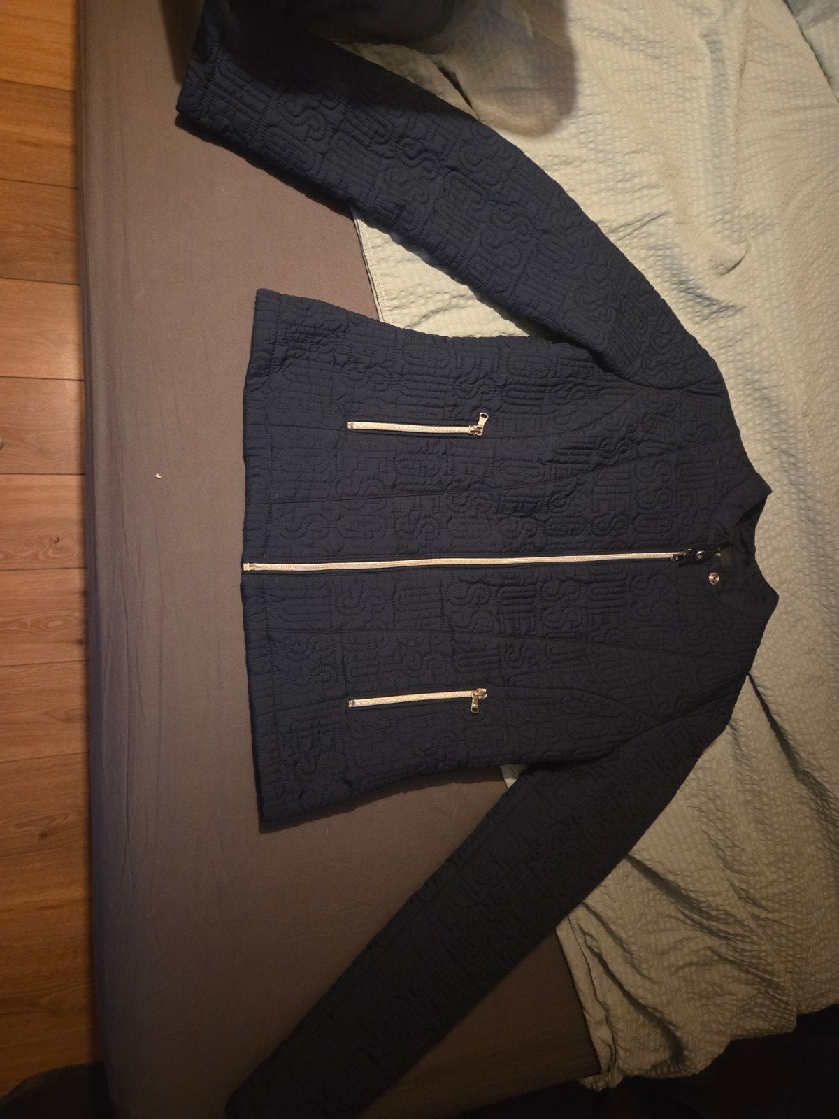 Guess tussenjas maat L nieuw zonder prijs kaartje, Guess, Ophalen of Verzenden, Gedragen, Blauw