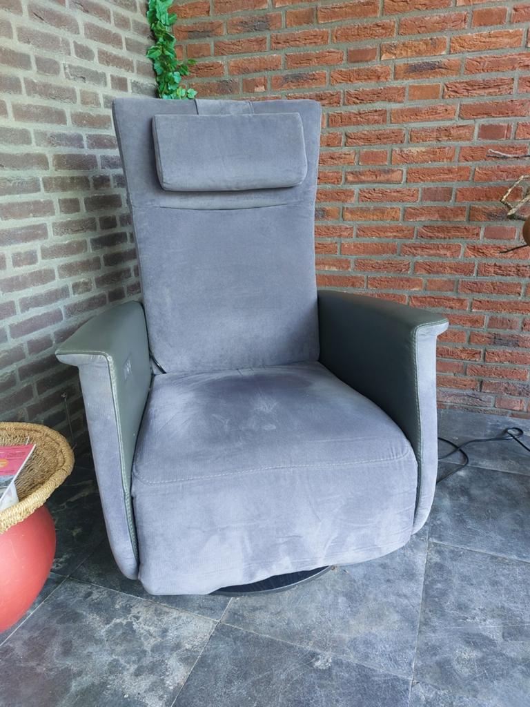 Relax draaifauteuil van prominent, Huis en Inrichting, Fauteuils, Ophalen, Gebruikt, 75 tot 100 cm, Stof