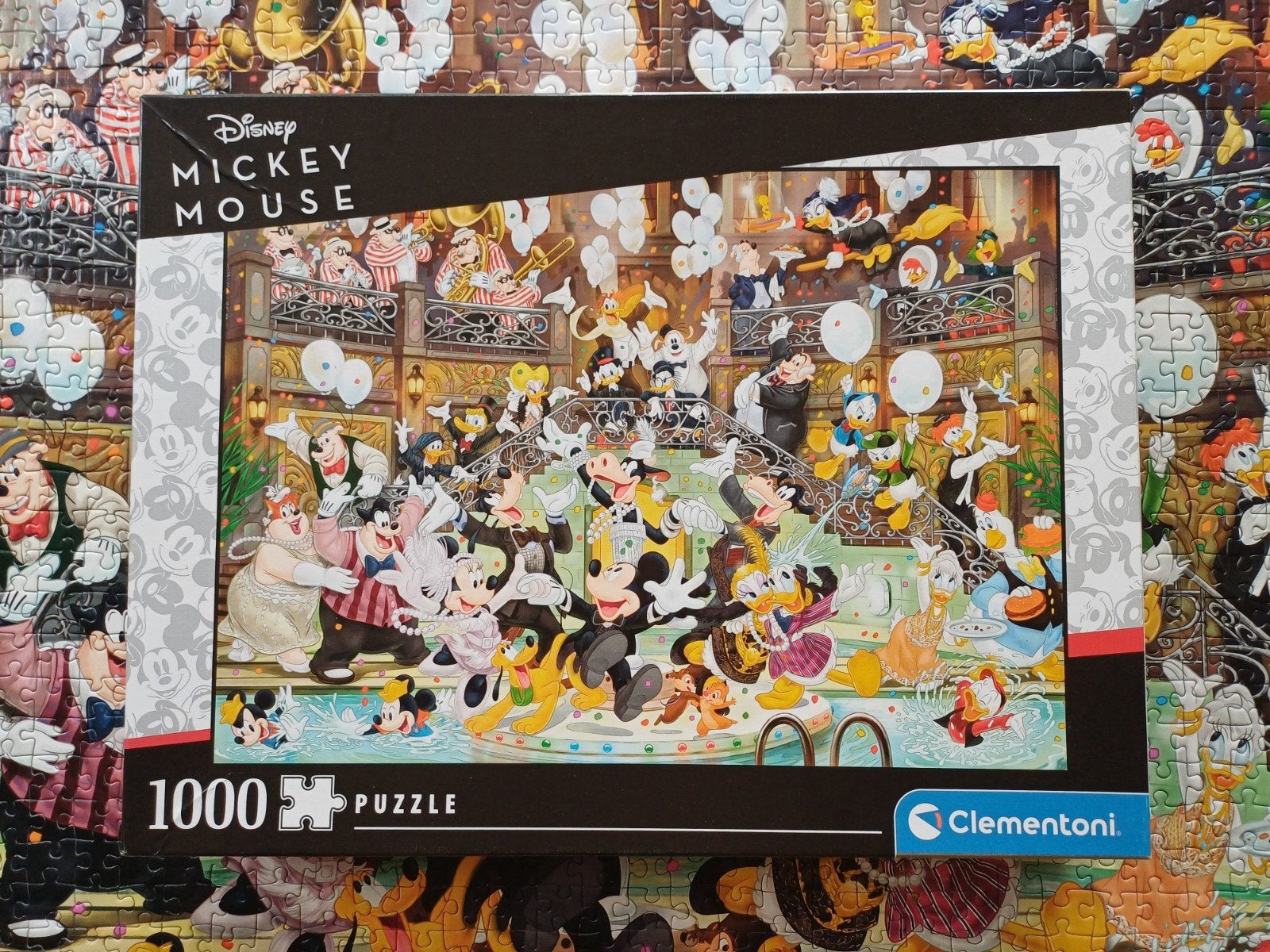 Puzzel 1000 stukjes Mickey Mouse, Hobby en Vrije tijd, Denksport en Puzzels, Ophalen of Verzenden, 500 t/m 1500 stukjes, Zo goed als nieuw