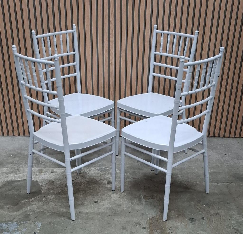 150 x Bruiloft stoelen wit metaal wedding chairs horeca cafe, Wit, Ophalen of Verzenden, Zo goed als nieuw, Metaal