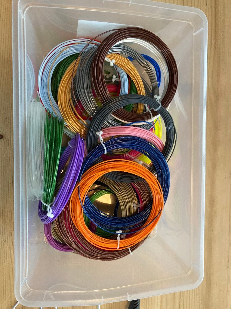 FILAMENT 25 nieuwe rollen en 10 aangebroken, Ophalen of Verzenden, Zo goed als nieuw, Filament