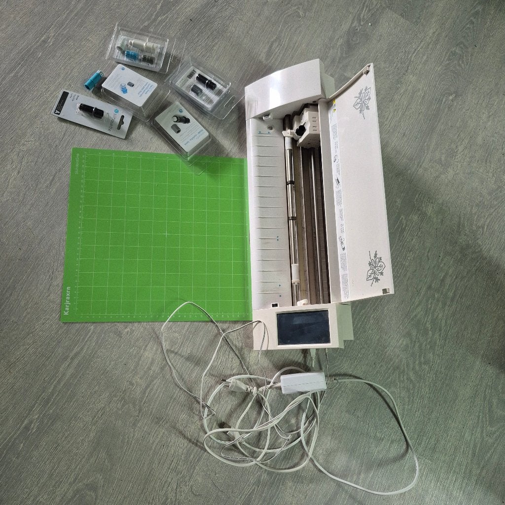 Silhouette cameo 2, Hobby en Vrije tijd, Knutselen, Overige thema's, Zo goed als nieuw, Machine, Wit