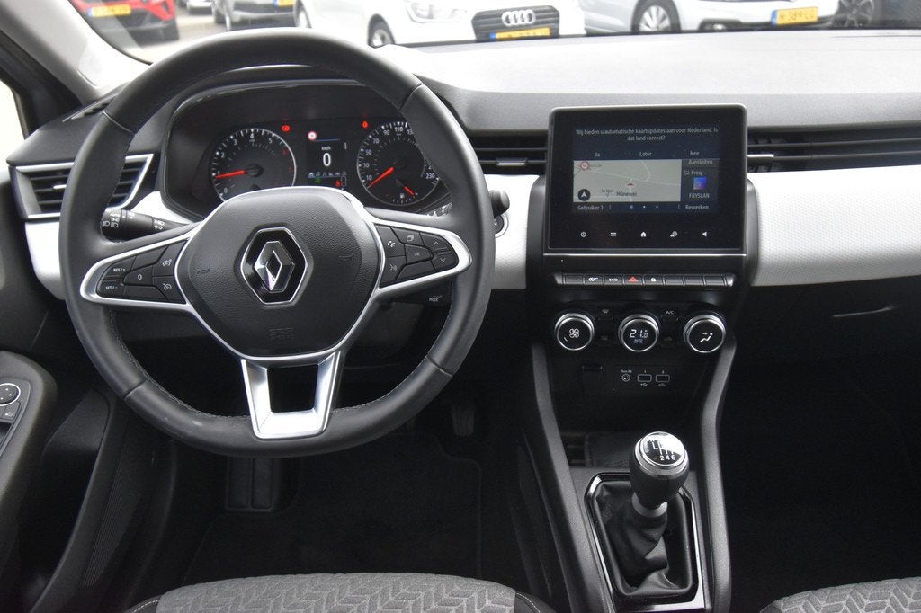 Renault Clio 1.0 TCe 90 Evolution , CLIMATR , CR CONTR , NAV, Voorwielaandrijving, Gebruikt, 580 kg, 49 €/maand