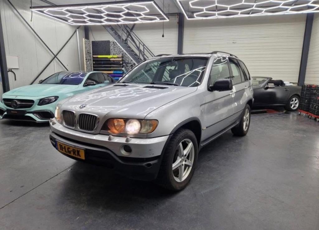 BMW X5 3.0 I AUT 2003 Grijs, Automaat, Vierwielaandrijving, Particulier, 129 €/maand