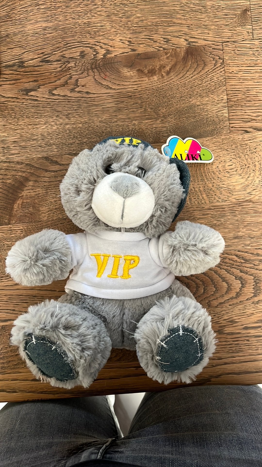 Beertje met VIP shirt & muts, Ophalen of Verzenden, Zo goed als nieuw, Beer