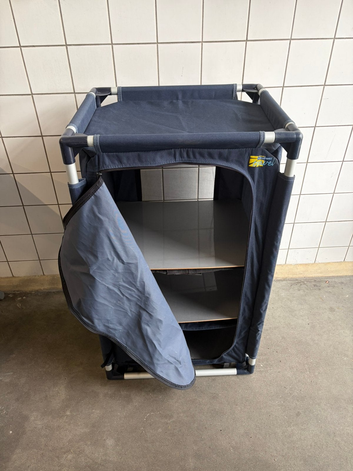 Campart Travel opvouwbare campingkast met draagtas, Ophalen of Verzenden, Zo goed als nieuw, Campingkast