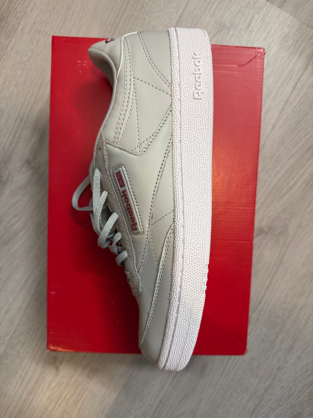 Reebok Club C 85 Classics - Maat 44,5 - Met originele doos, Ophalen of Verzenden, Nieuw, Wit, Sneakers of Gympen