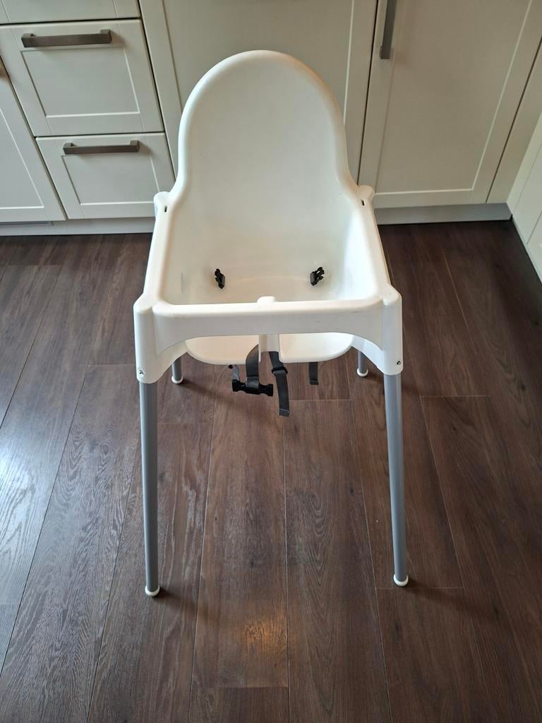 IKEA kinderstoel met stoelverkleiner en reistas, Kinderen en Baby's, Kinderstoelen, Ophalen, Overige typen, Stoelverkleiner
