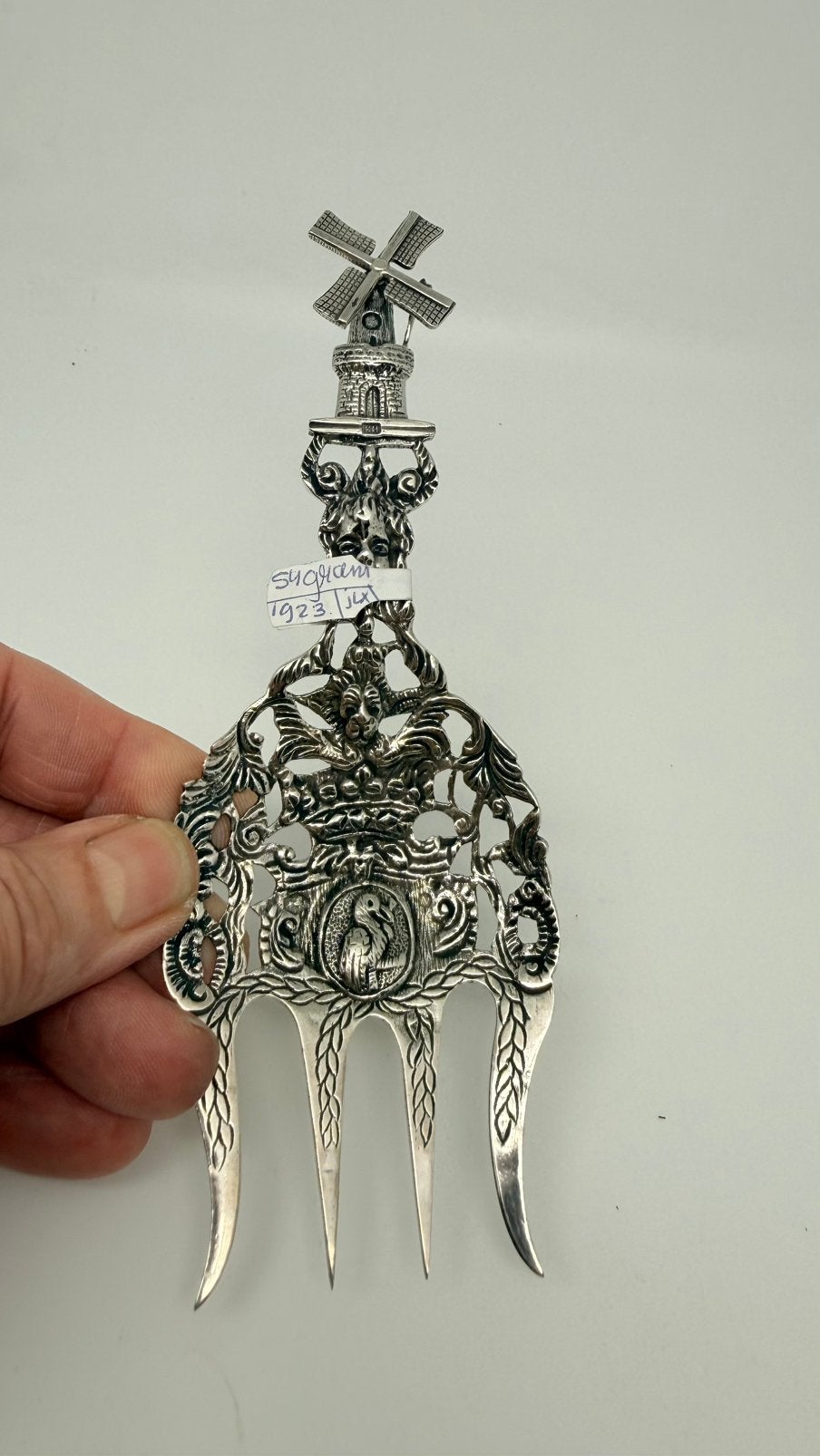 Foto 2 van Hollands zilveren broodvork uit 1923! Lengte: 16 cm.